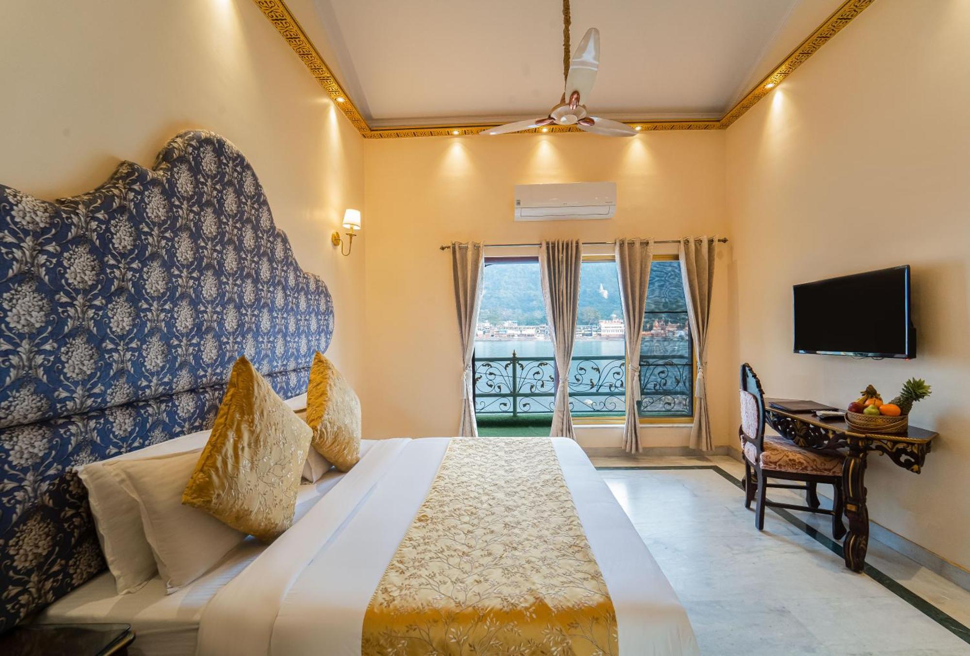 The Neeraj Ganga Heritage Palace Rishīkesh Esterno foto